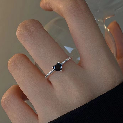 Sterling Silver Black Zirconia Twist Ring